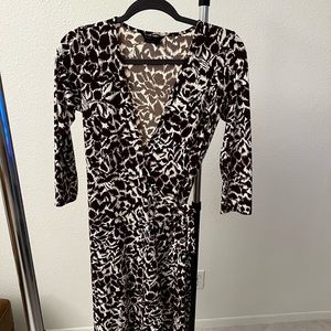 XS BCBG Maxazria Print Wrap Dress